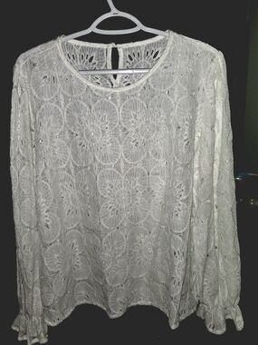 White Floral Crochet Lace Long-Sleeve Blouse